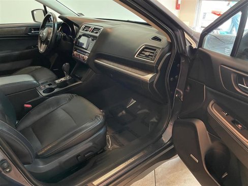 Used 2017 Subaru Outback 3.6R Limited image 68