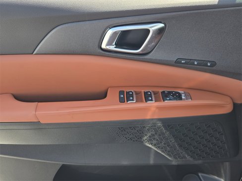 New 2026 Kia Carnival EX image 14