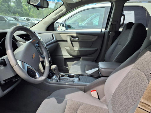 Used 2016 Chevrolet Traverse LT image 5