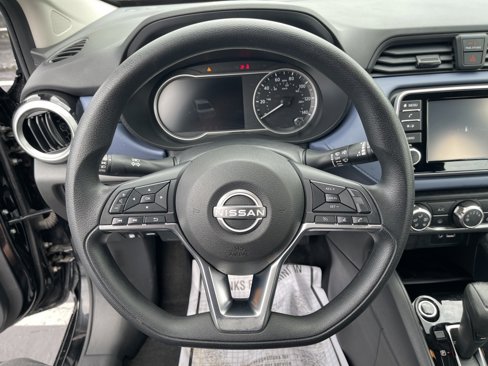 Used 2024 Nissan Versa SV image 13