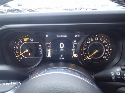 New 2025 Jeep Wrangler Sahara w/ Safety Group image 28