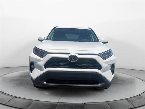 Used 2021 Toyota RAV4 XLE image 8