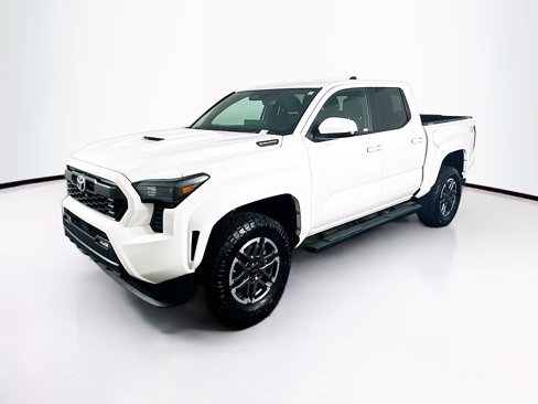 Used 2024 Toyota Tacoma TRD Sport image 3