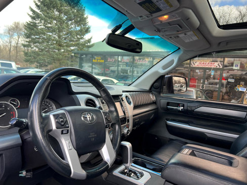 Used 2017 Toyota Tundra Platinum image 7