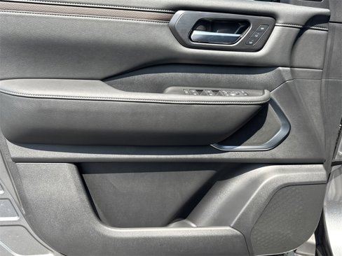 New 2025 Nissan Armada Platinum Reserve image 11