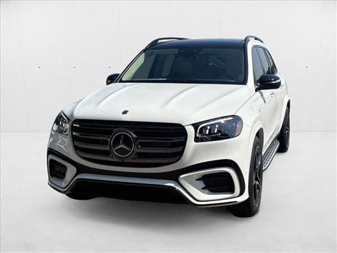 New 2026 Mercedes-Benz GLS 450 4MATIC image 3