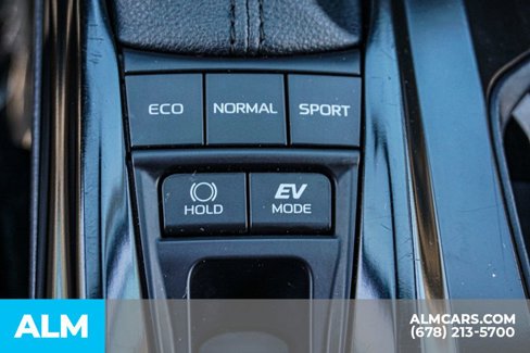 Used 2025 Toyota Camry SE image 44