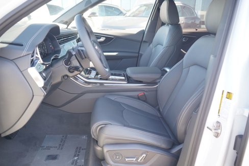 New 2025 Audi Q7 3.0T Prestige image 6