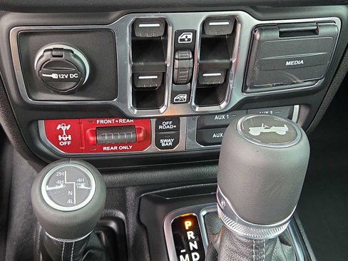 New 2025 Jeep Wrangler Unlimited Rubicon image 33