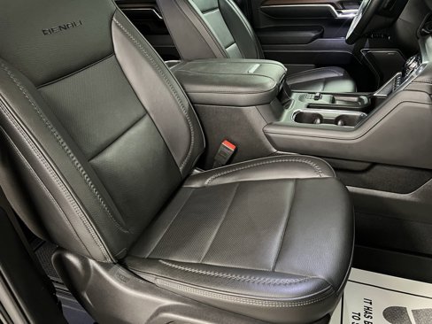 Used 2024 GMC Sierra 3500 Denali w/ Technology Package image 62