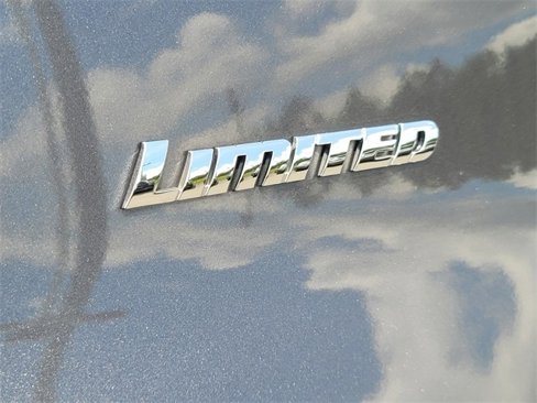 Used 2021 Toyota 4Runner Limited image 15