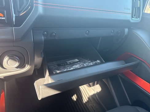 New 2025 Nissan Frontier PRO-4X w/ Interior Protection Package image 18