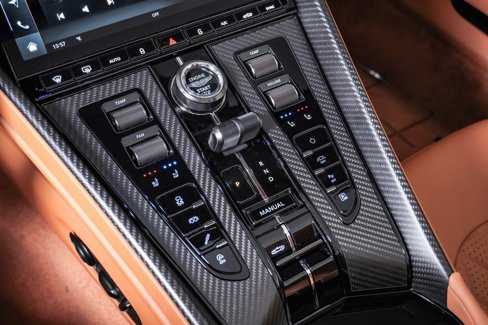New 2025 Aston Martin DB12 Convertible image 31