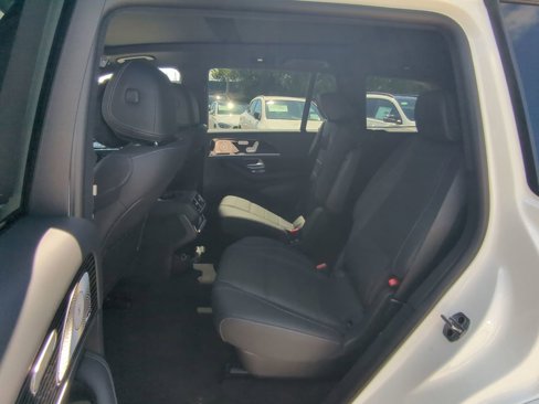 New 2026 Mercedes-Benz GLS 450 4MATIC image 5