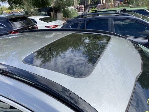 Certified 2023 Kia Niro EX Touring image 4