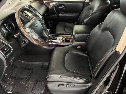 Used 2017 INFINITI QX80 Limited w/ Driver Assistance Package image 9