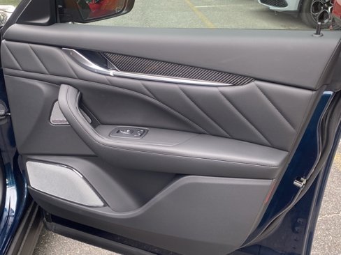 New 2024 Maserati Levante Trofeo image 37