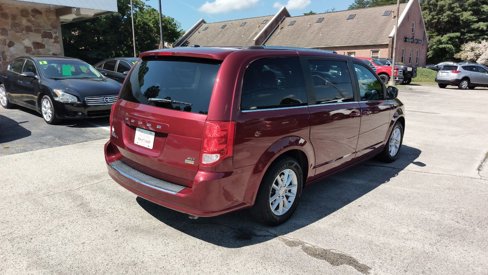 Used 2019 Dodge Grand Caravan SXT image 5