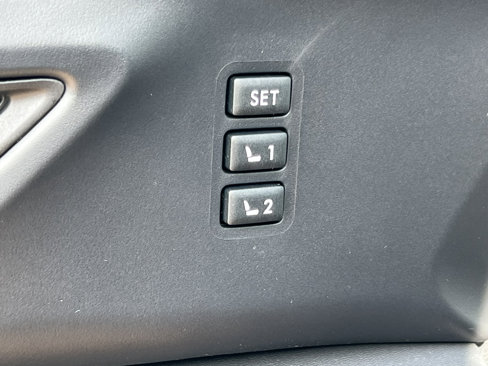 New 2025 Subaru Ascent Bronze Edition image 18
