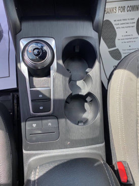 Used 2020 Ford Escape SE image 22