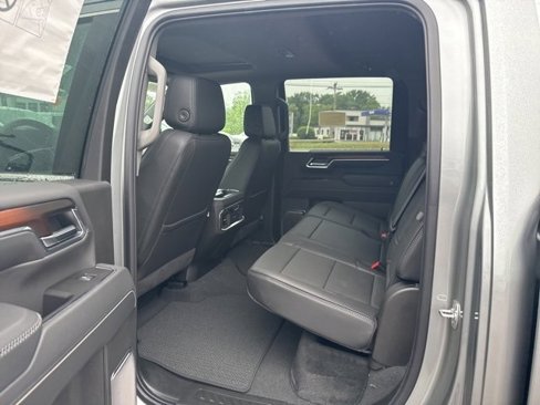 New 2025 GMC Sierra 2500 Denali w/ Denali Reserve Package image 12