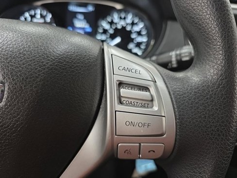 Used 2016 Nissan Rogue S w/ Appearance Package image 21