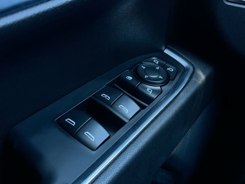 Used 2023 GMC Sierra 1500 SLT w/ X31 Off-Road Package image 22