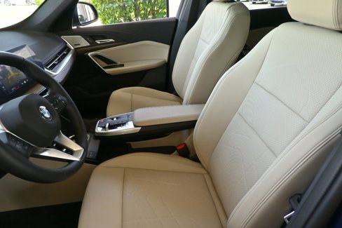 New 2025 BMW X1 xDrive28i w/ Premium Package image 10