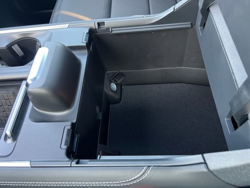 New 2025 Ford Expedition Platinum image 32