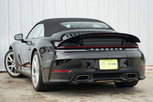 Used 2025 Porsche 911 Carrera image 6