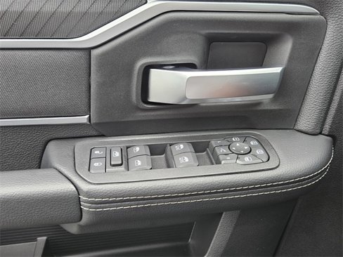 New 2025 RAM 3500 Big Horn image 33