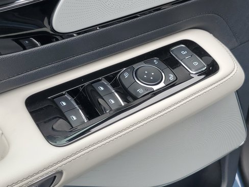 New 2025 Lincoln Aviator Reserve w/ Equipment Group 201A image 10