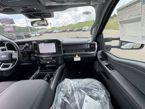 New 2026 Ford F350 Lariat image 27