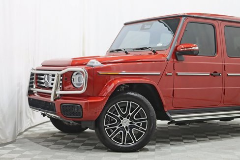 Used 2025 Mercedes-Benz G 550 image 3