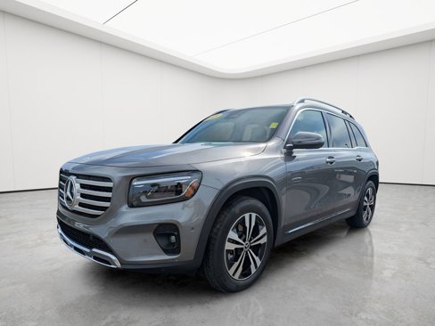 Used 2025 Mercedes-Benz GLB 250 image 4