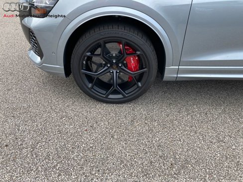 New 2025 Audi RS Q8 performance image 16