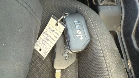 Used 2020 Jeep Wrangler Sport image 21