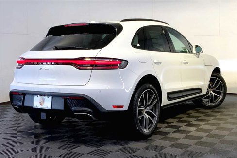 New 2026 Porsche Macan image 7