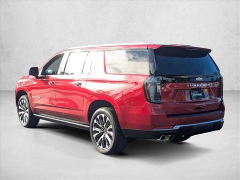 New 2026 Chevrolet Suburban High Country image 8