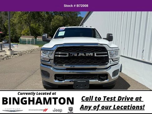Used 2024 RAM 2500 Tradesman w/ Chrome Appearance Group image 4