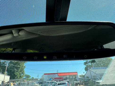 Used 2019 Nissan Pathfinder SV image 30