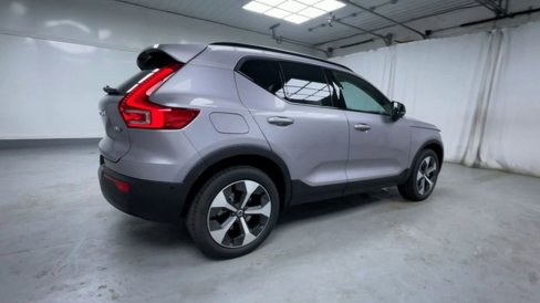 New 2026 Volvo XC40 B5 Plus w/ Protection Package Premier image 23