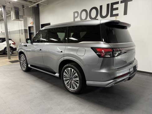 Used 2025 INFINITI QX80 Sensory image 6