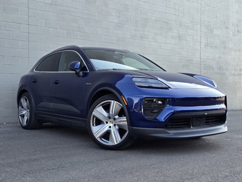 New 2024 Porsche Macan 4 Electric image 7