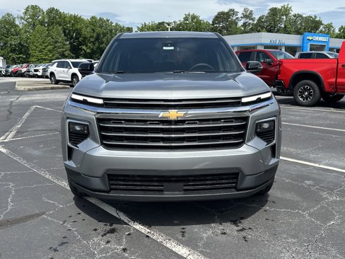New 2025 Chevrolet Traverse LT w/ Enhanced Driving Package image 3