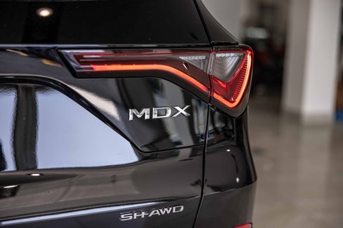 Used 2025 Acura MDX A-Spec image 16