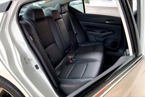 Certified 2024 Nissan Altima 2.5 SR w/ SR Premium Package image 19