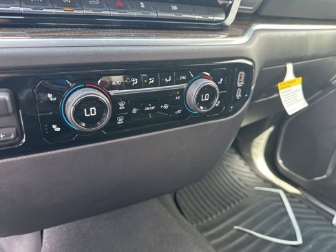 Used 2025 Chevrolet Silverado 1500 RST image 16