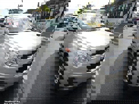 Used 2015 Chevrolet Equinox LT w/ Driver Convenience Package image 1