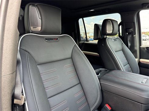 New 2025 GMC Yukon XL AT4 Ultimate image 26